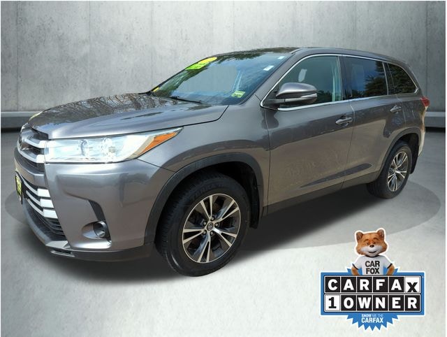 2019 Toyota Highlander LE V6 SUV
