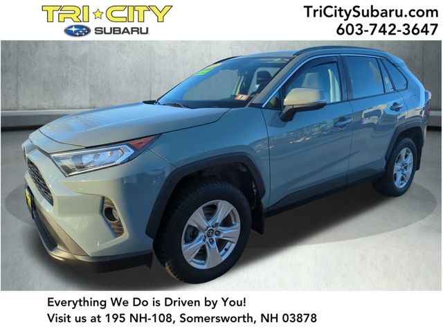2021 Toyota RAV4 XLE's photo