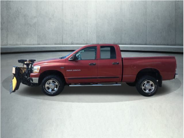 2006 Dodge Ram SLT Wagon photo 2