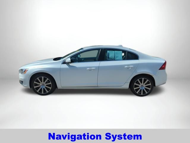 LYV402TK1HB128983