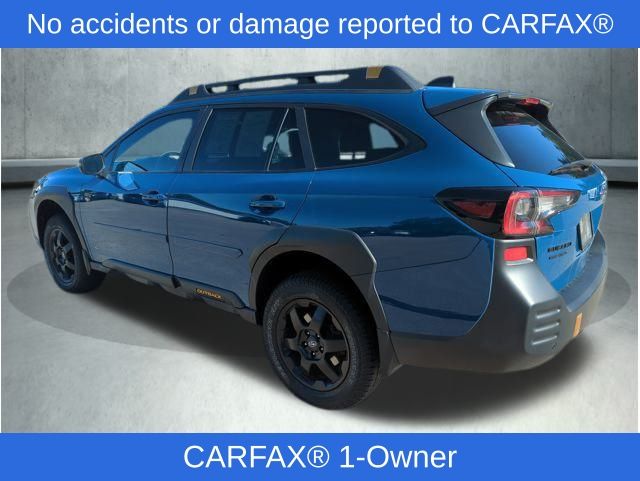 2022 Subaru Outback Wilderness photo 2