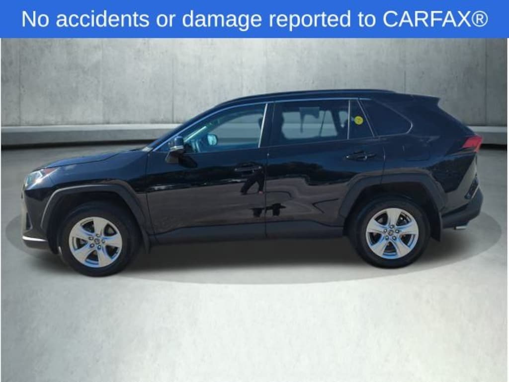 Used 2021 Toyota RAV4 XLE SUV