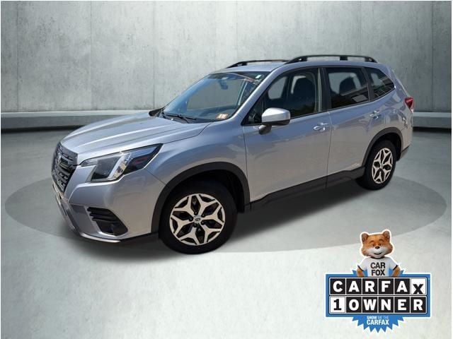 2023 Subaru Forester Premium's photo