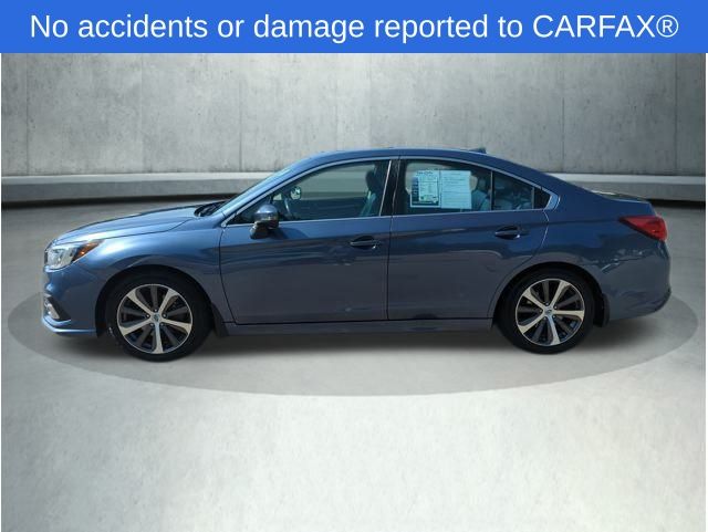 2018 Subaru Legacy 3.6R photo 2