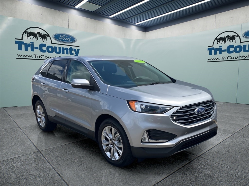 2024 Ford Edge Titanium