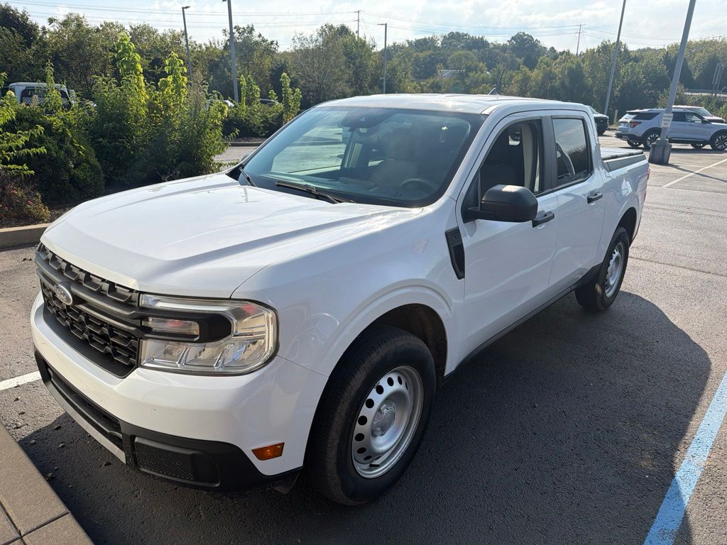 2023 Ford Maverick XL - Photo 2