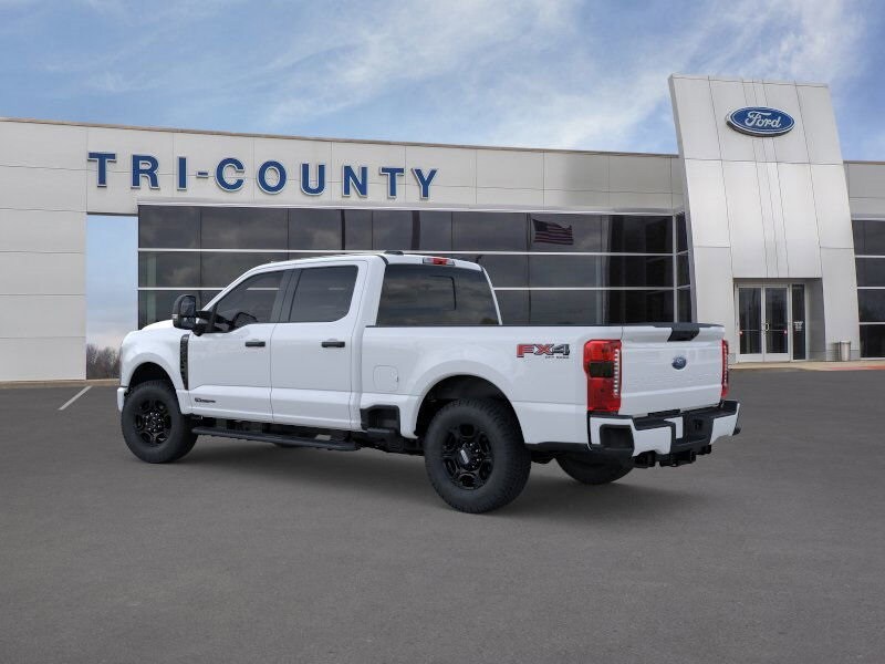 2025 Ford F-250 photo 4