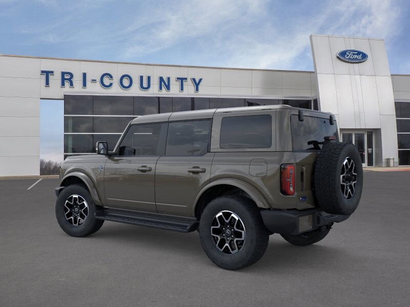 2025 Ford Bronco Outer Banks photo 4