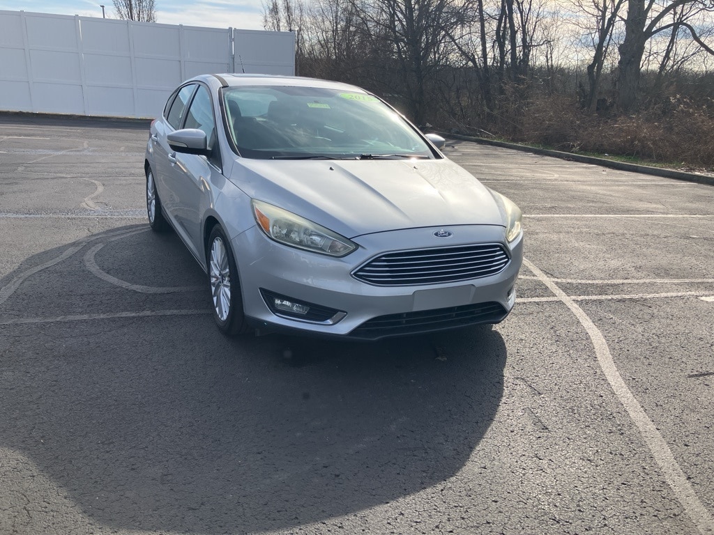 2015 Ford Focus Titanium's photo