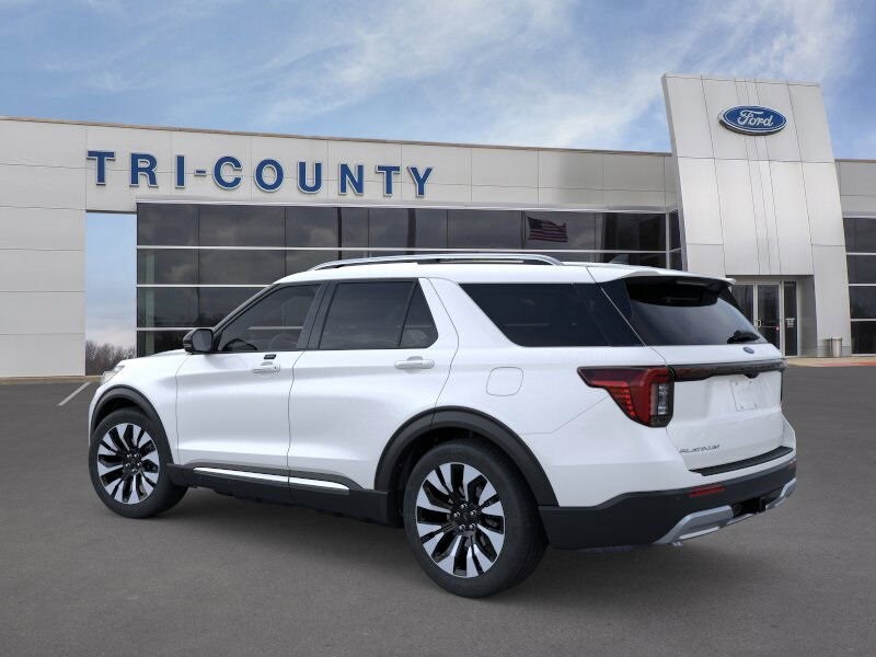 2026 Ford Explorer Platinum photo 4