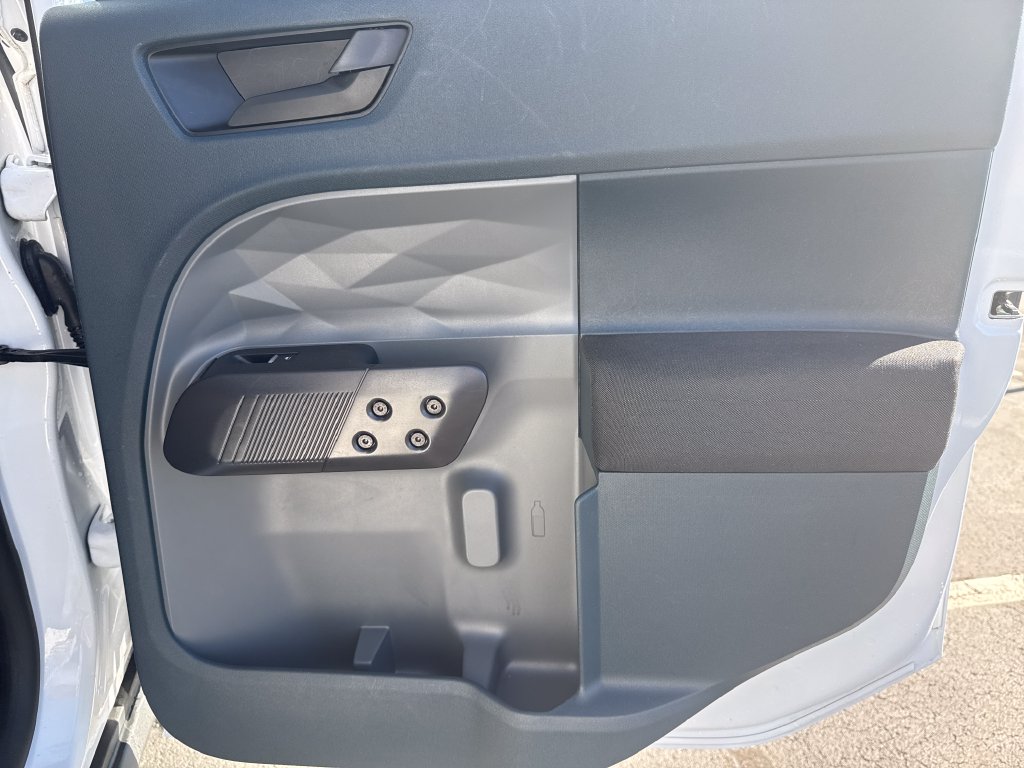2023 Ford Maverick XL - Photo 40