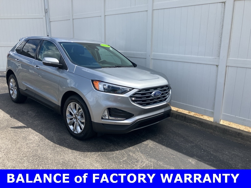 2024 Ford Edge Titanium's photo