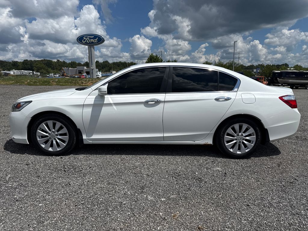 Used 2013 Honda Accord EX-L with VIN 1HGCR2F89DA271166 for sale in Buckner, KY
