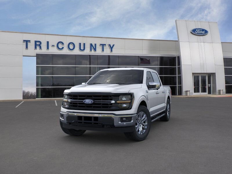2024 Ford F-150 XLT photo 2