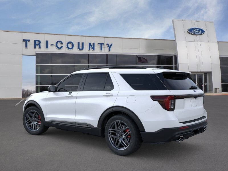 2026 Ford Explorer ST photo 4