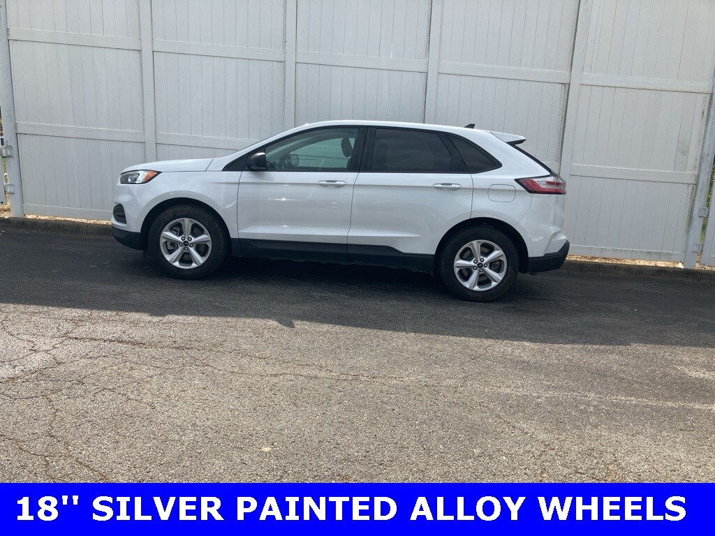 2024 Ford Edge SE Sport photo 4