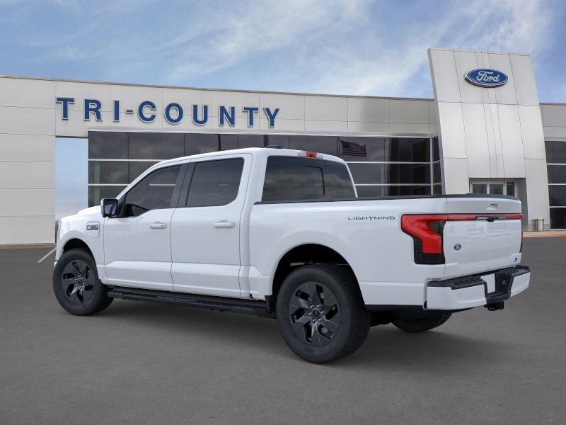2025 Ford F-150 Lightning Lariat photo 4