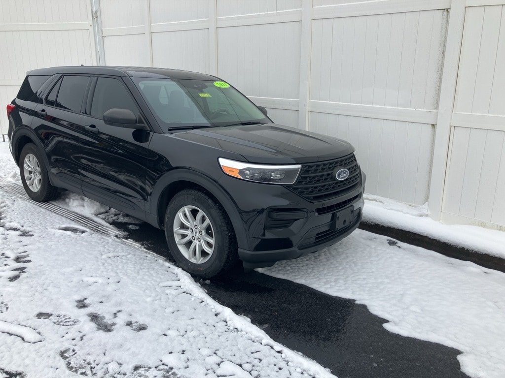 2021 Ford Explorer Base's photo