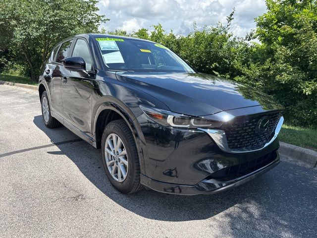 2025 Mazda CX-5 S Preferred package Auto AWD's photo