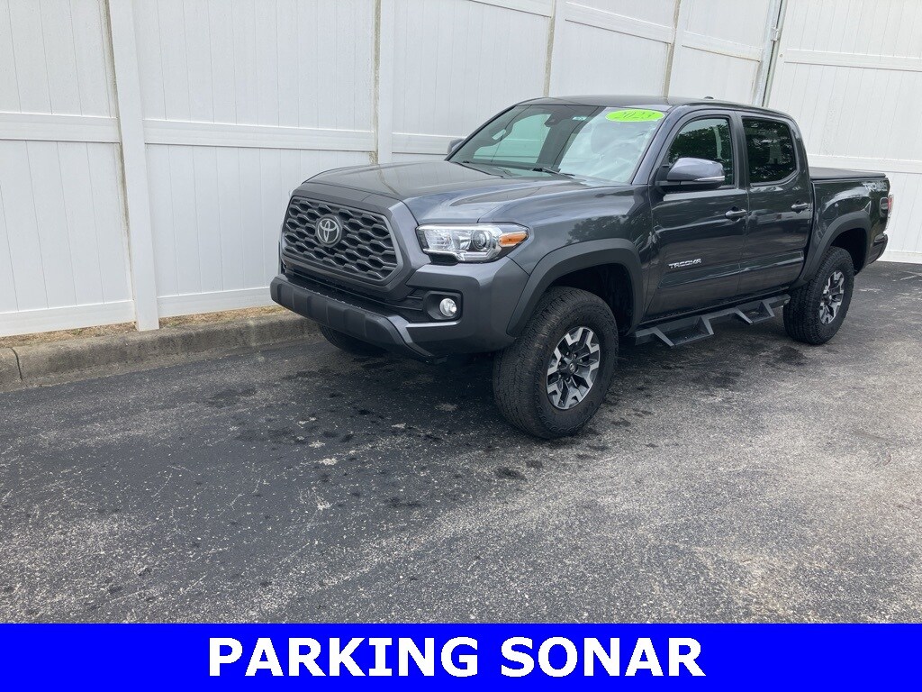 2023 Toyota Tacoma TRD Off-Road Double Cab photo 3