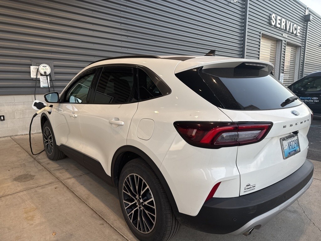 2023 Ford Escape Plug-In Hybrid Base Sport photo 4