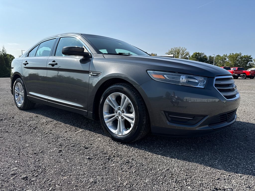 2015 Ford Taurus