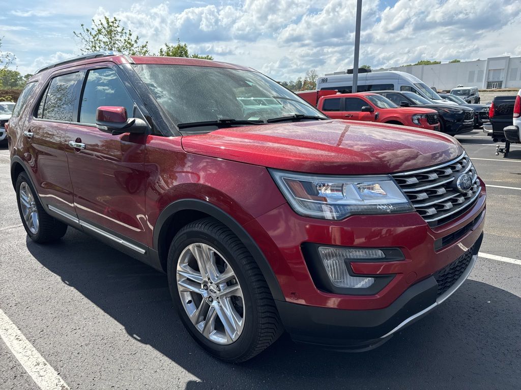 2017 Ford Explorer Limited 4WD's photo