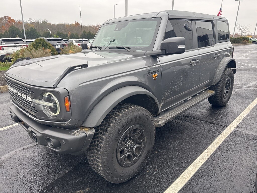 2022 Ford Bronco Badlands photo 3