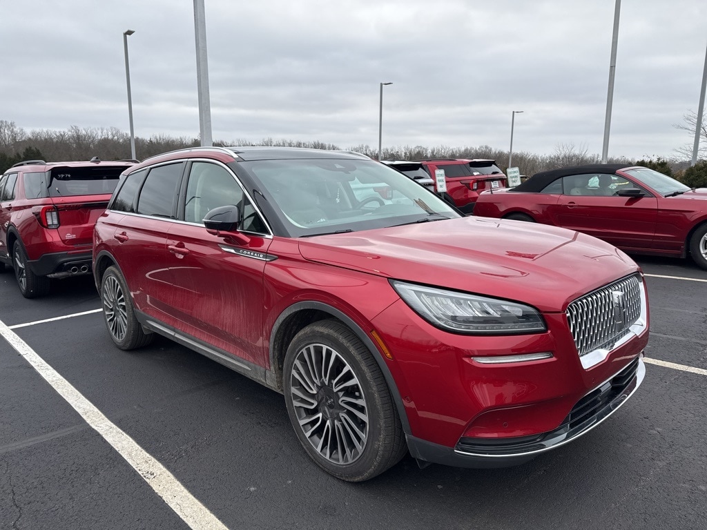 2022 Lincoln Corsair Reserve's photo