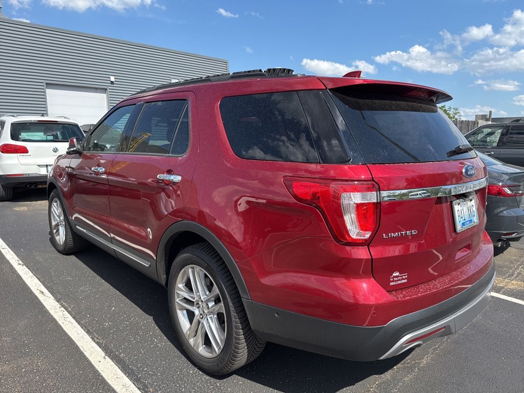 Used 2017 Ford Explorer Limited with VIN 1FM5K8F81HGE21476 for sale in Buckner, KY