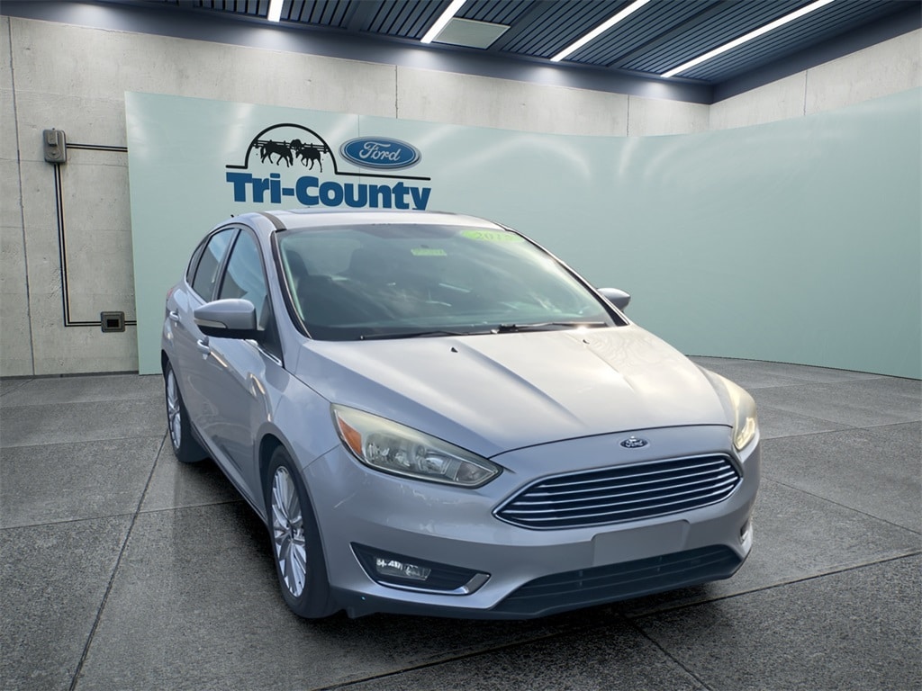 2015 Ford Focus Titanium's photo