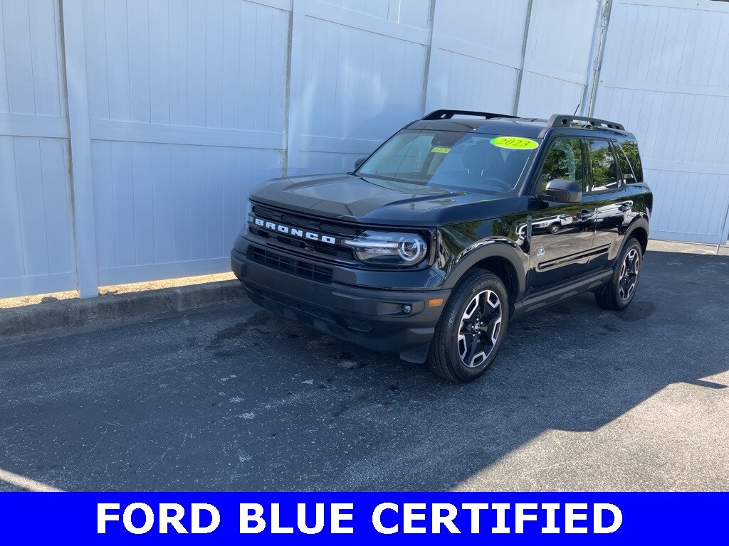 2023 Ford Bronco Sport Outer Banks photo 3