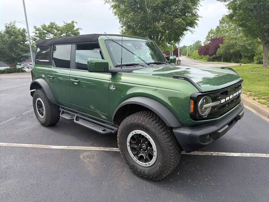 2023 Ford Bronco Outer Banks 4x4's photo