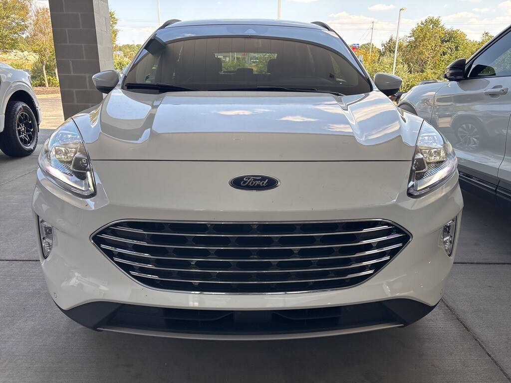 2022 Ford Escape Titanium Sport photo 2
