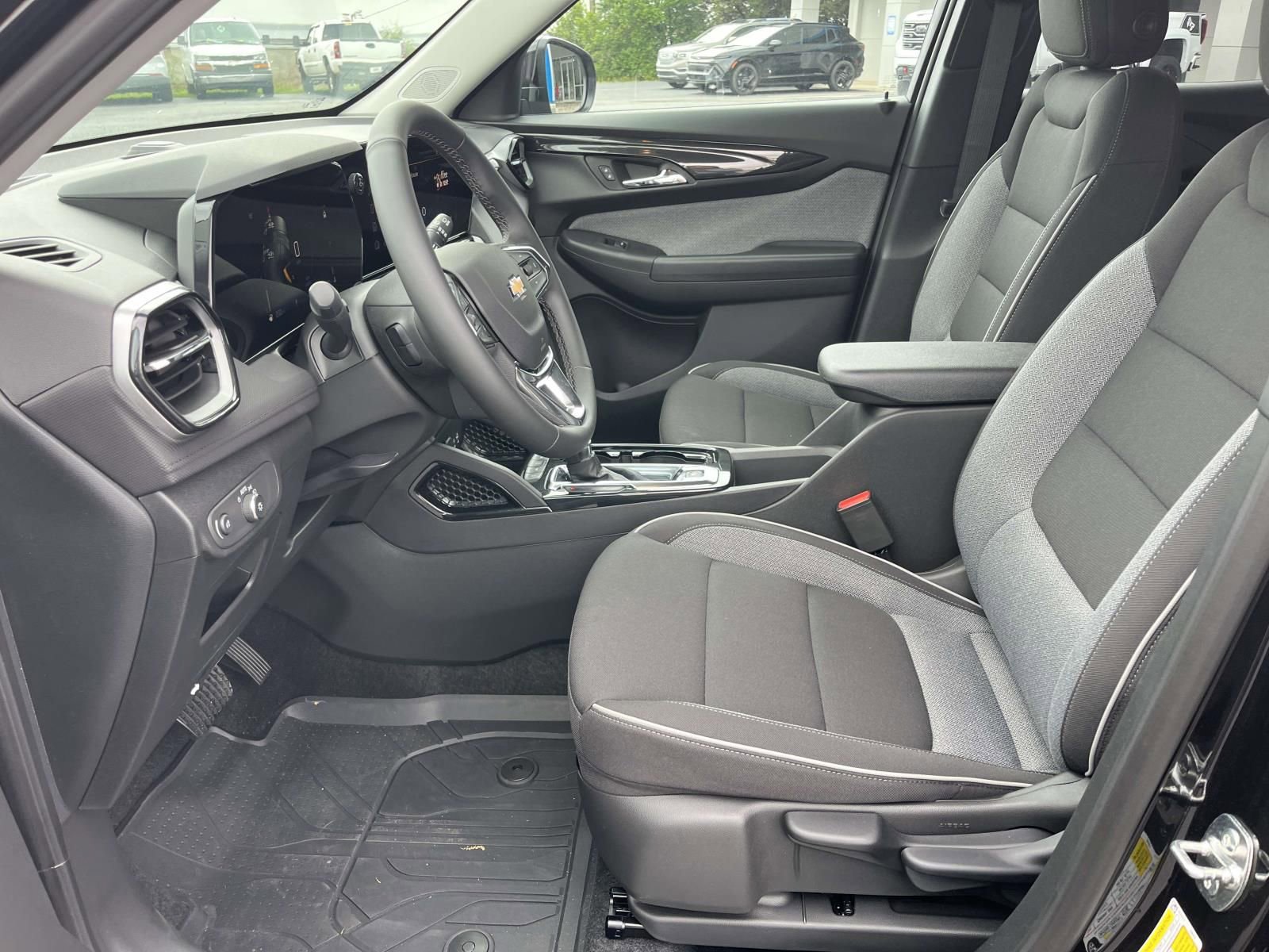 2026 Chevrolet Trailblazer LT - Photo 10