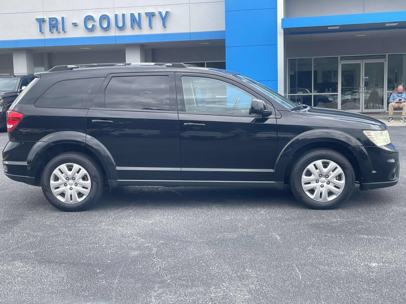 Used 2018 Dodge Journey SXT with VIN 3C4PDCBG0JT507337 for sale in Royston, GA