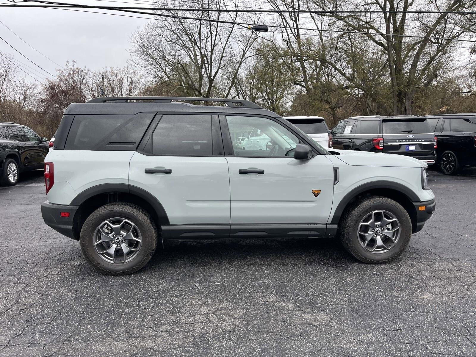 2023 Ford Bronco Sport Badlands photo 2