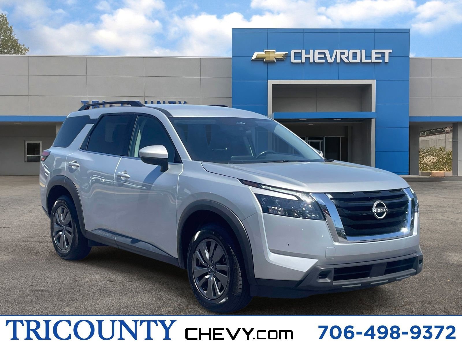 2024 Nissan Pathfinder SV 2WD's photo