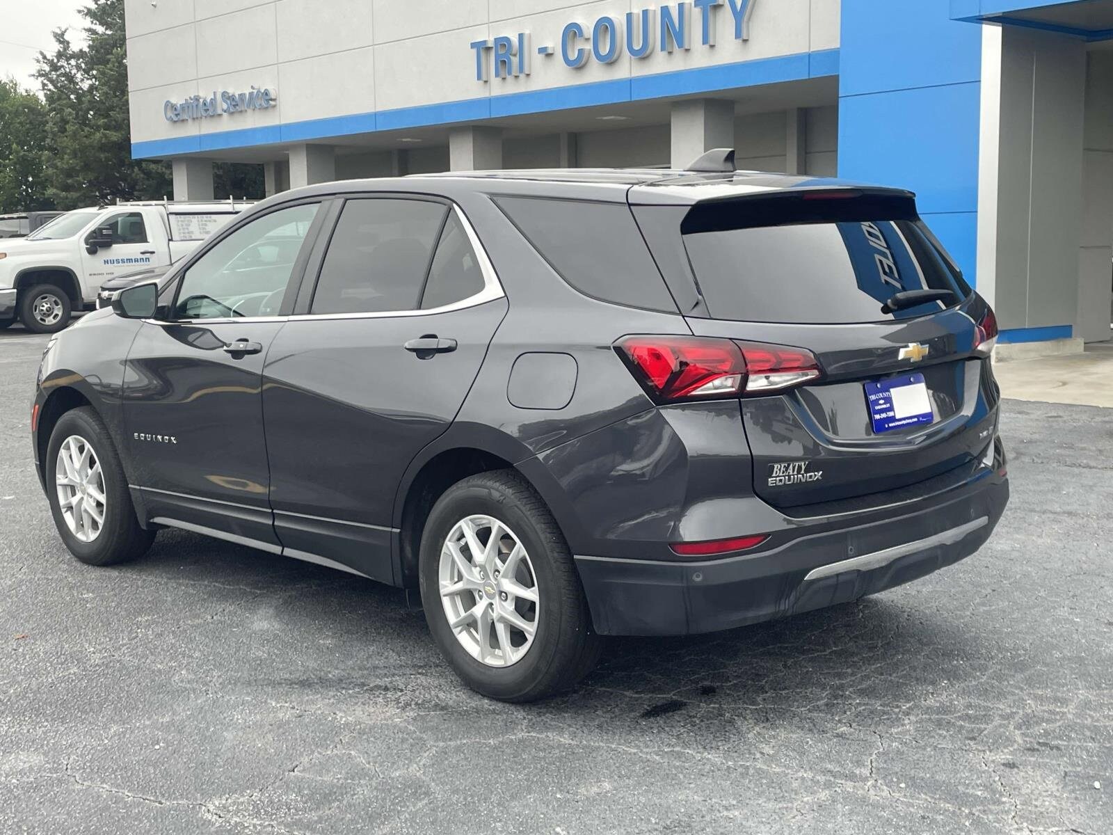 2023 Chevrolet Equinox LT photo 3