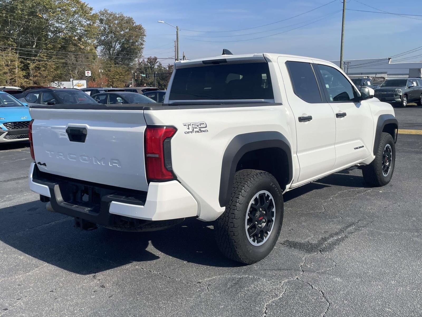 2024 Toyota Tacoma TRD Off-Road 4x4 SR5 photo 3