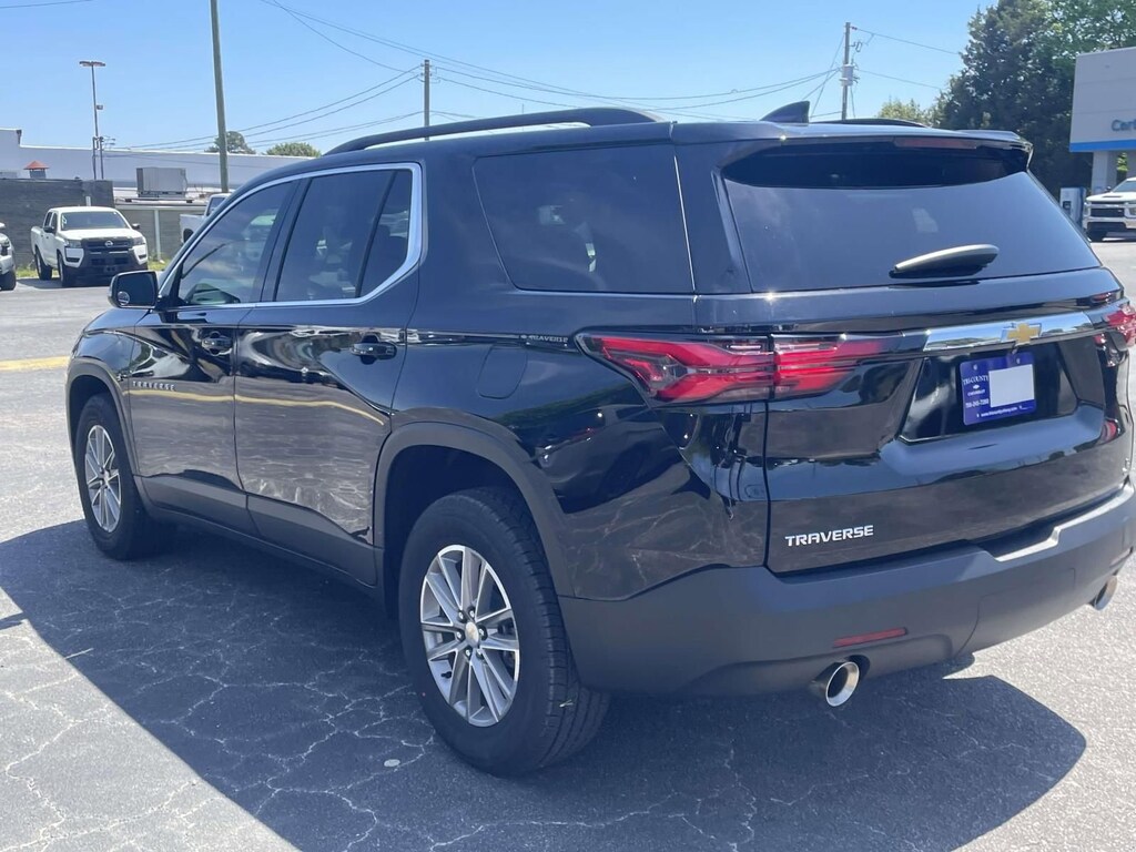 Used 2024 Chevrolet Traverse Limited LT Cloth SUV