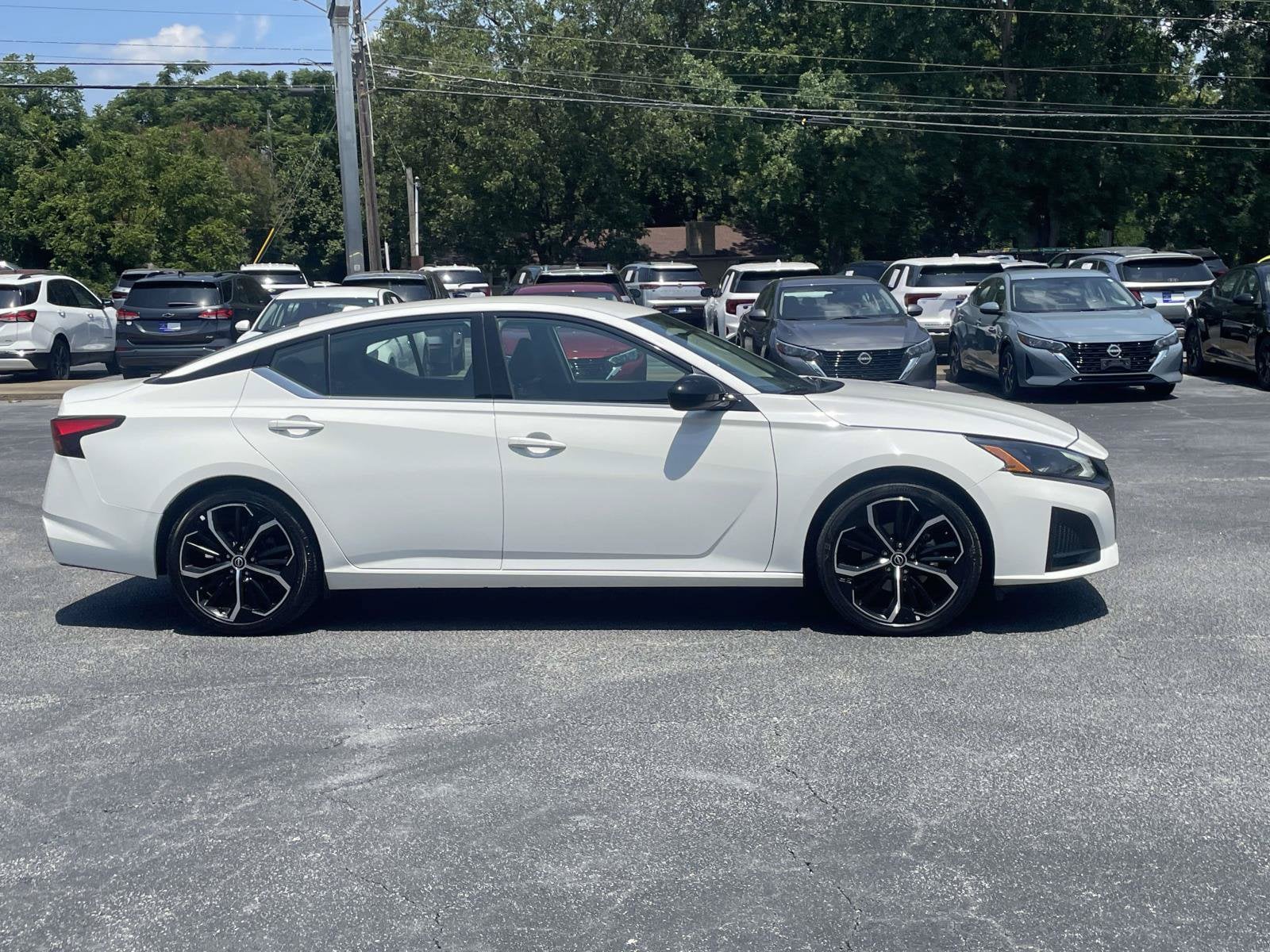 Used 2024 Nissan Altima SR with VIN 1N4BL4CVXRN337604 for sale in Royston, GA