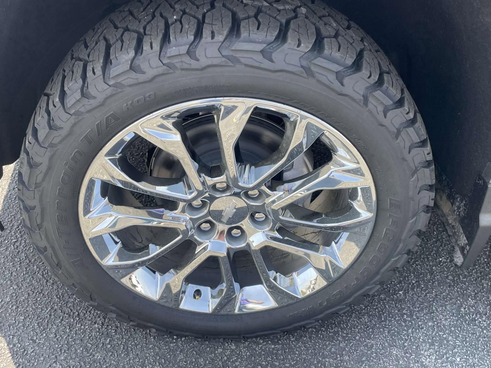 2026 Chevrolet Silverado 1500 LT - Photo 9