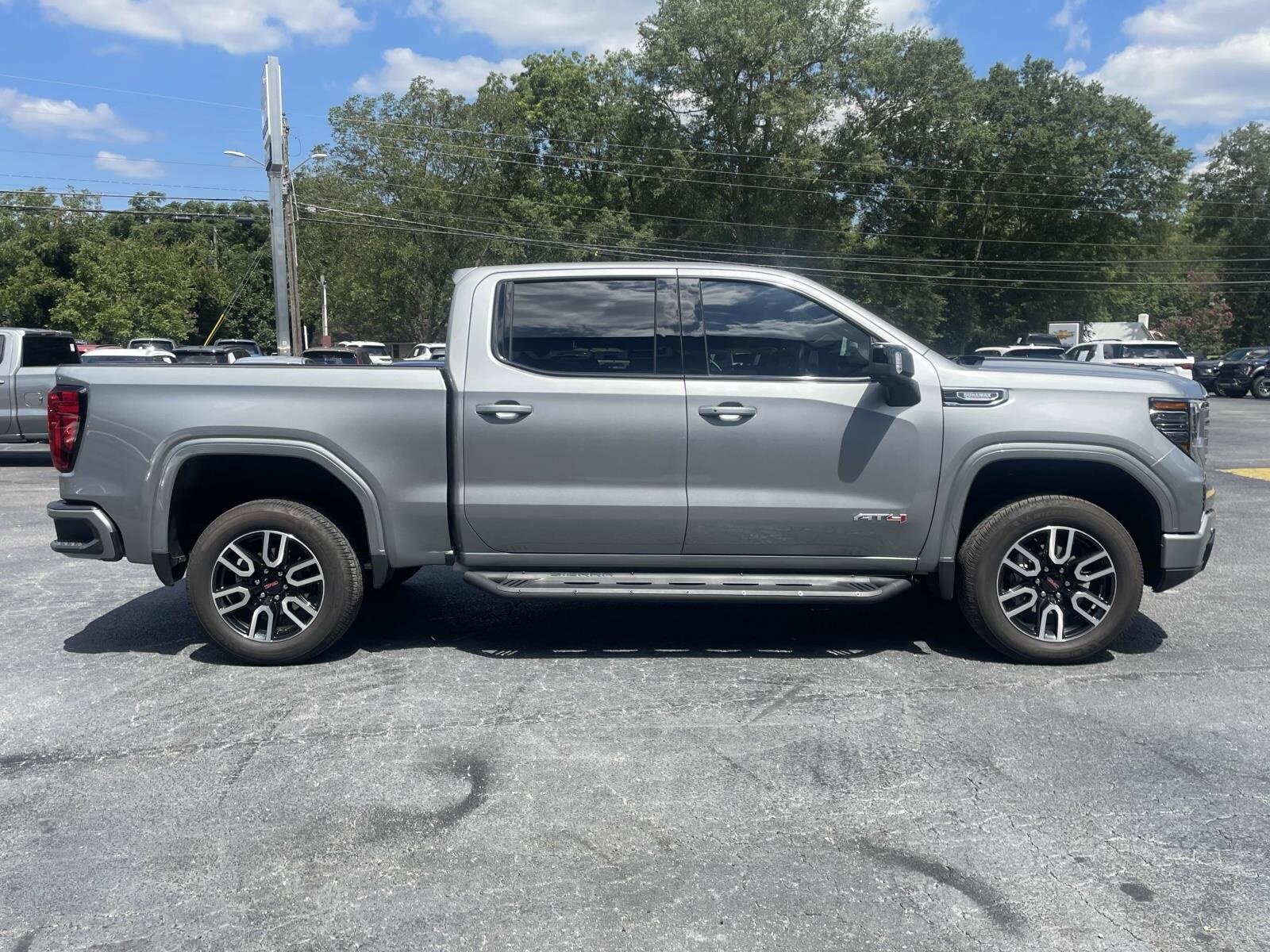 2025 Gmc Sierra 1500 AT4 photo 2