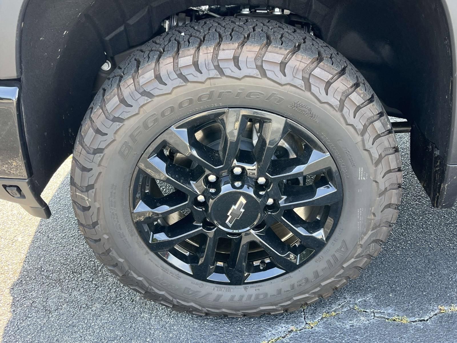 2025 Chevrolet Silverado 2500 HD LTZ - Photo 6