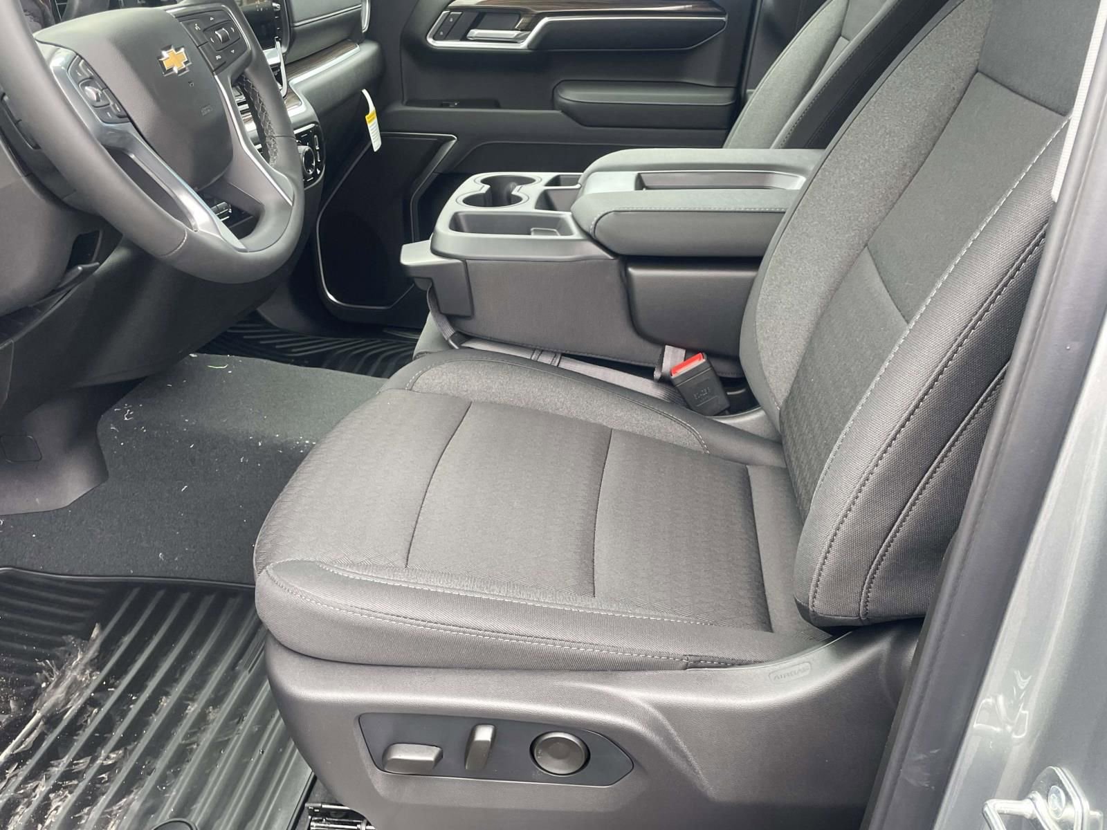 2026 Chevrolet Silverado 1500 LT - Photo 12