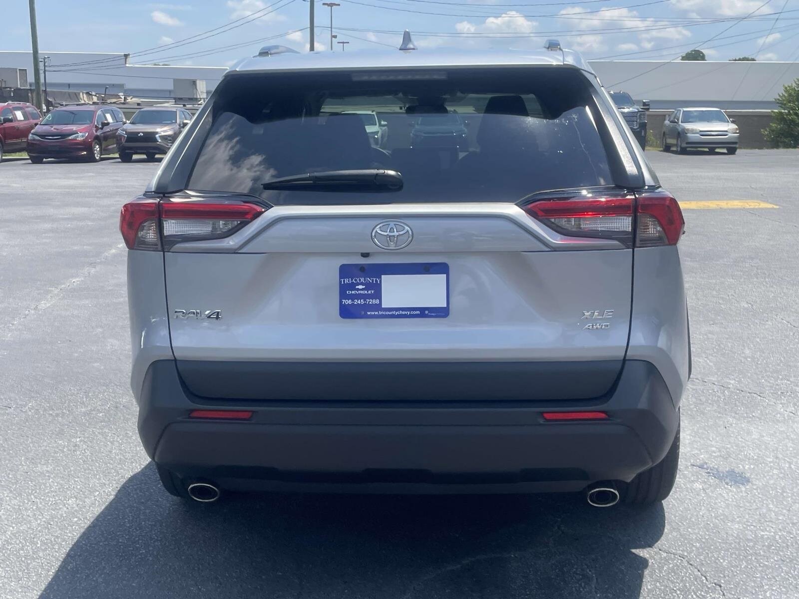 2025 Toyota RAV4 XLE Premium photo 4