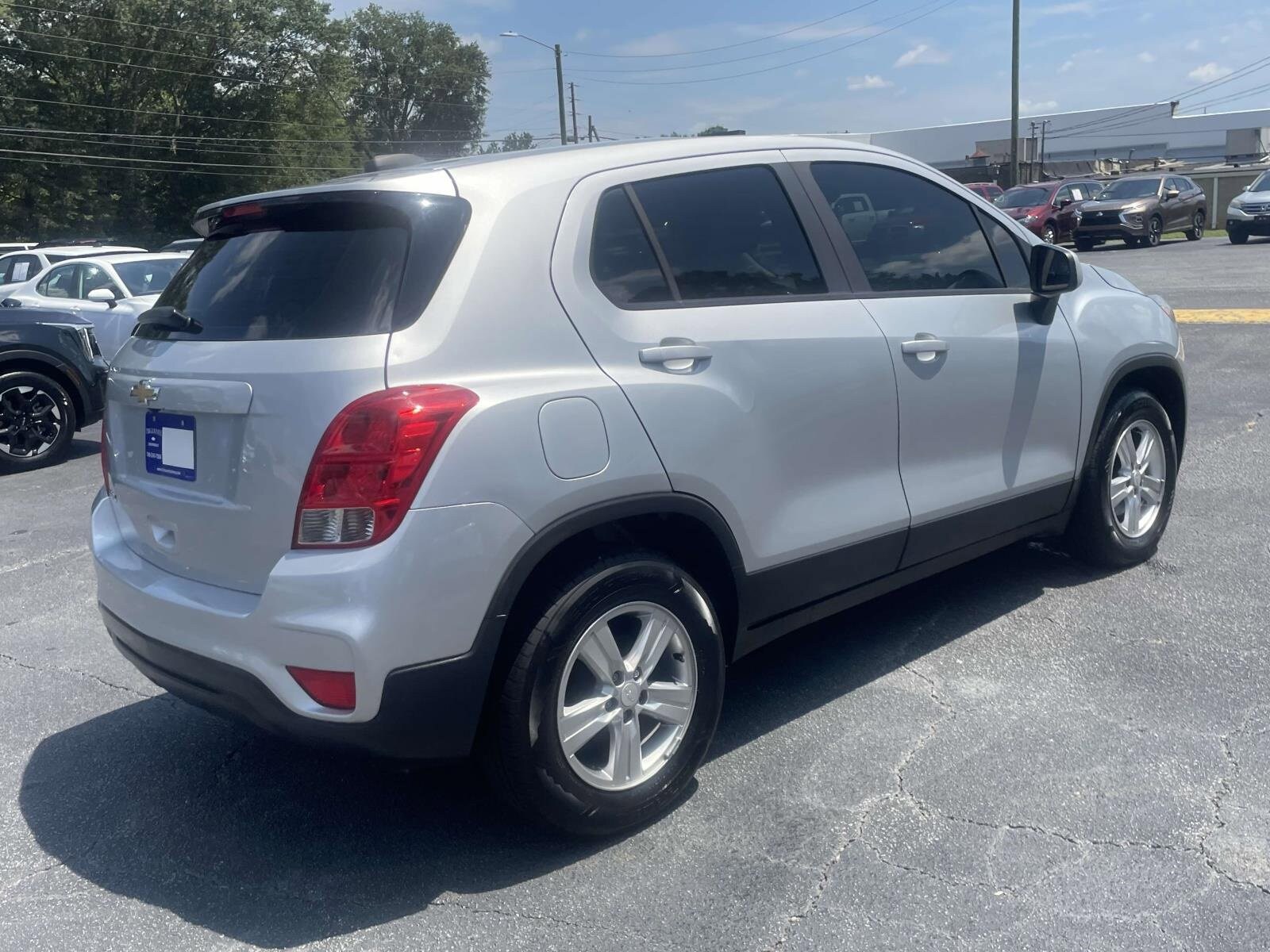 2020 Chevrolet Trax LS photo 3