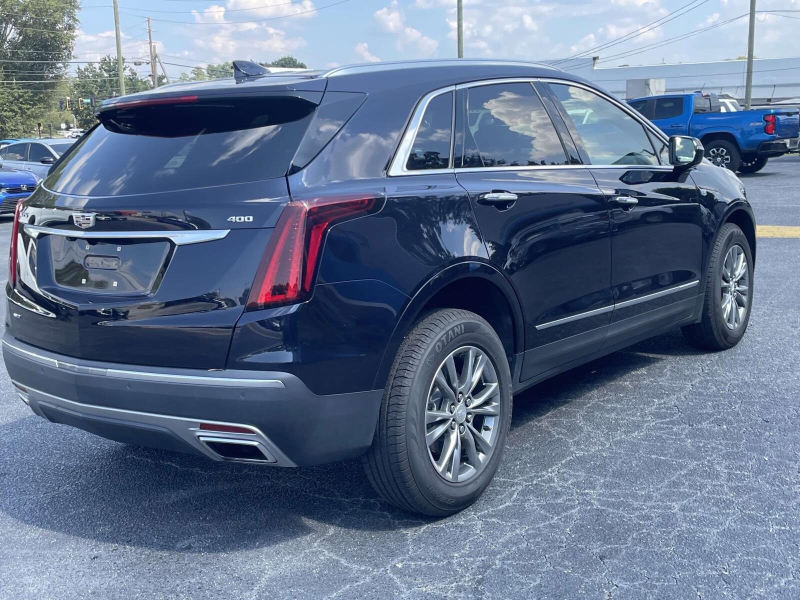2021 Cadillac XT5 Premium Luxury photo 3
