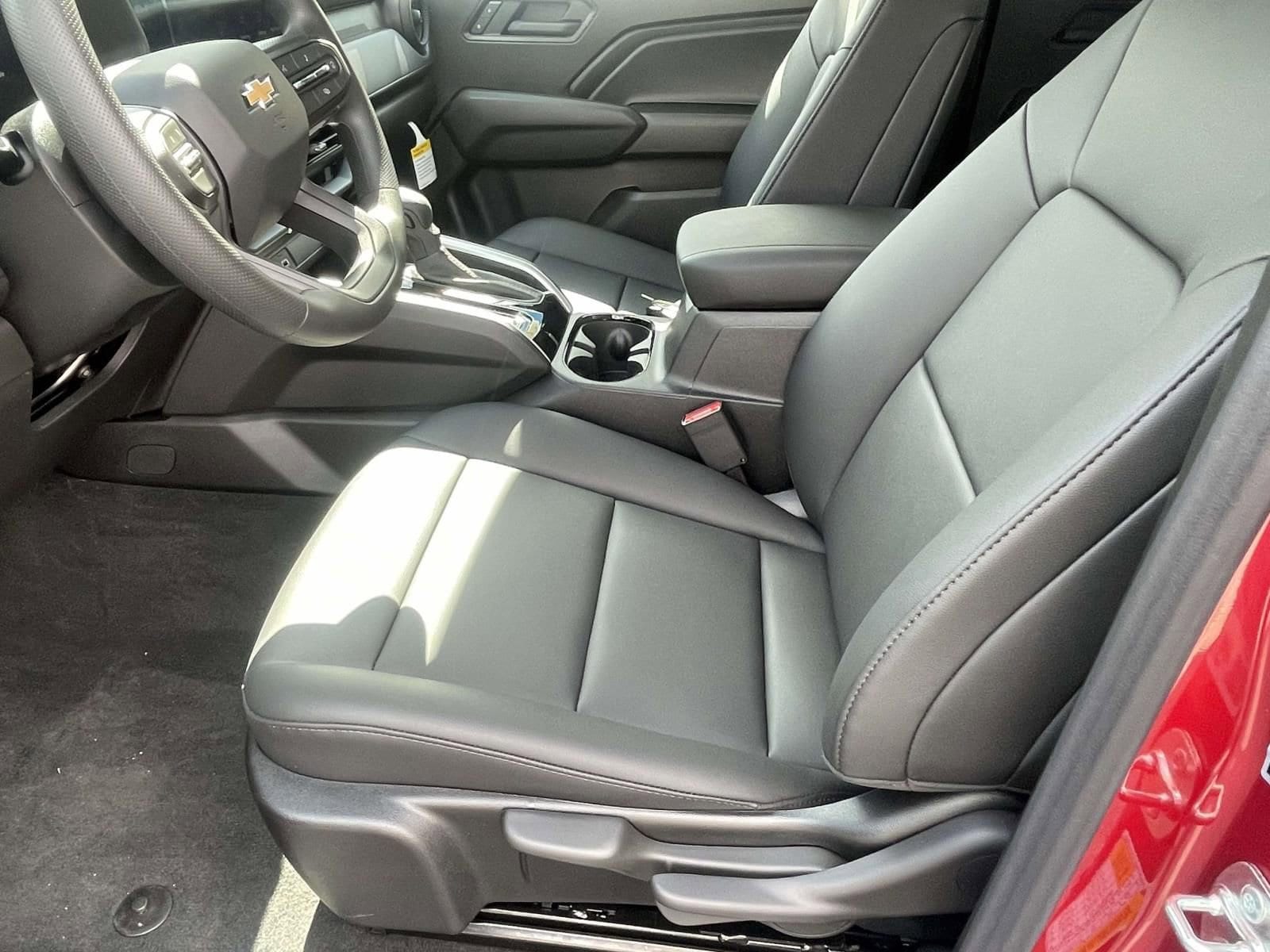 2026 Chevrolet Colorado Work Truck - Photo 11